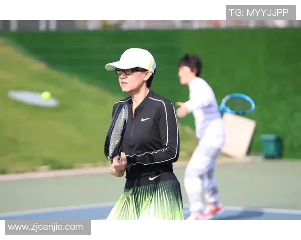 南京网球队进攻策略解析：如何在比赛中掌控主动权与节奏